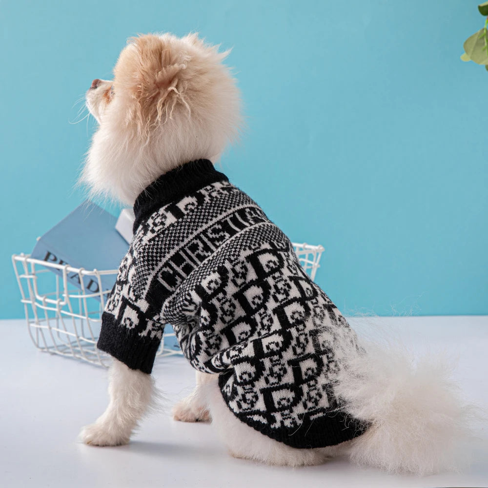 Autumn and Winter Designer Dog Sweater Fashion New Soft and Comfortable Material High Elasticity