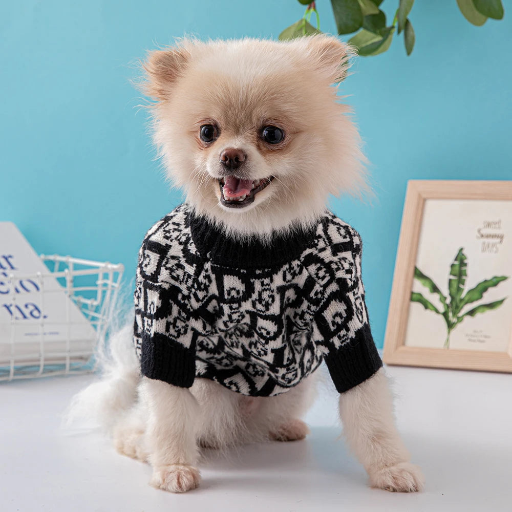 Autumn and Winter Designer Dog Sweater Fashion New Soft and Comfortable Material High Elasticity